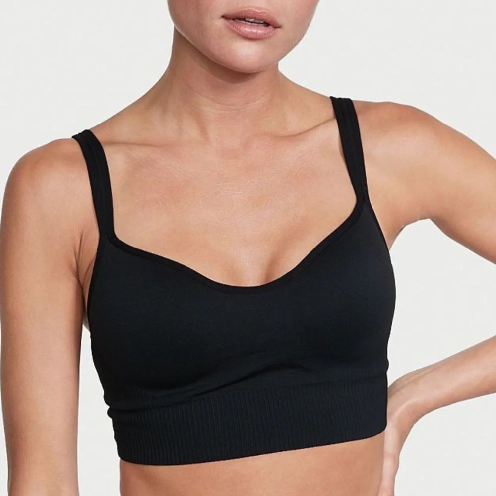 🩷FIRM PRICE🩷Victorias Secret Black Flow On Point Seamless Triangle Bra